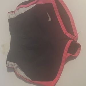Girls Nike running short